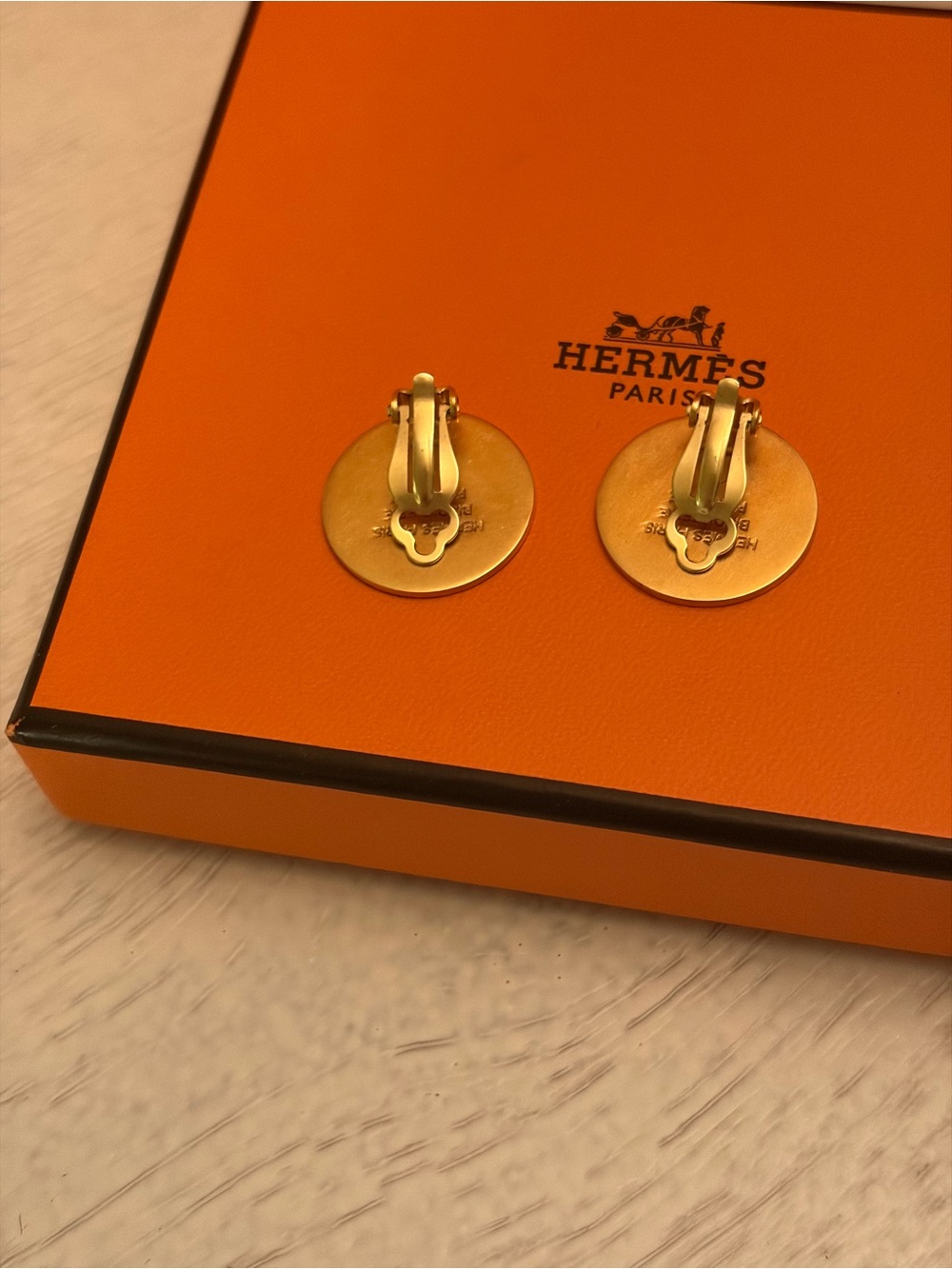 Hermes Bundle - Picture 6 of 13
